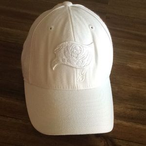 Reebok NFL Tampa Bay Buccaneers hat 7